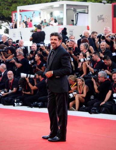 (29 agosto) Red Carpet Pierfrancesco Favino